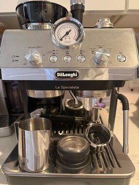 DeLonghi La Specialista Espresso Machine - Stainless Silver